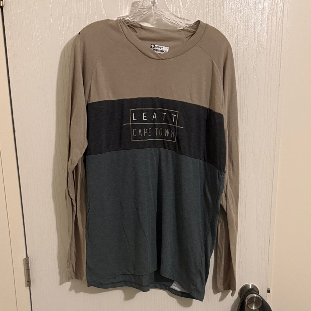 Leatt Cape Town Men's Long Sleeve MTB jersey size XL